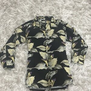 Tommy Bahama Tropical woman’s small shirt